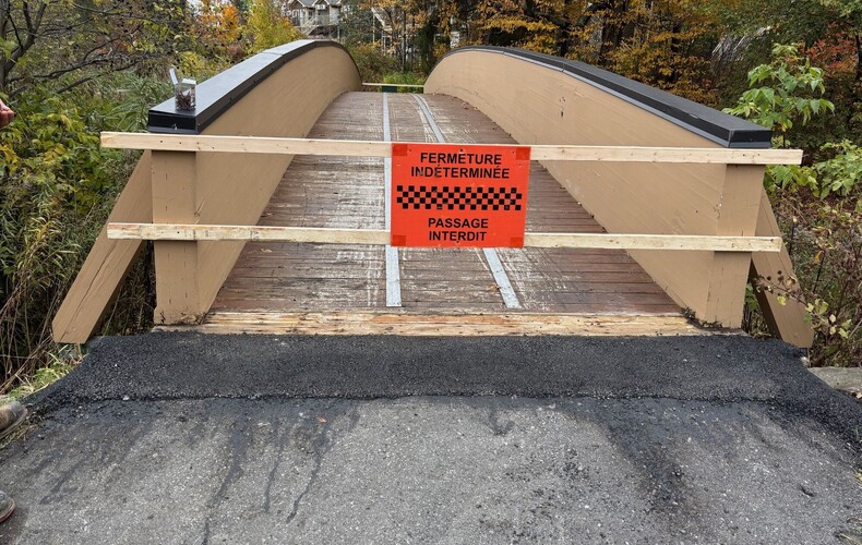 Fermeture préventive de la passerelle piétonne